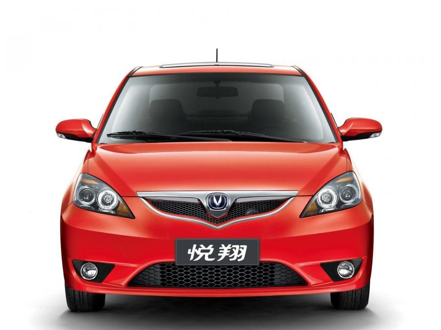  Chana Alsvin Sedan 2011 года  (фото 2 из 4)